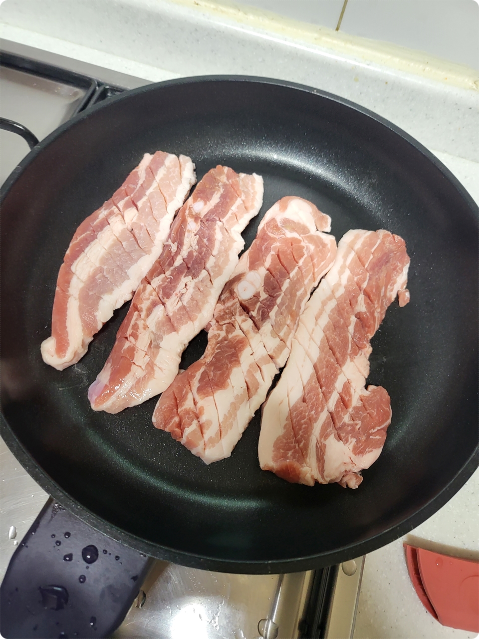 입 맛 없을땐 삽겹살 구이가 최고죠~