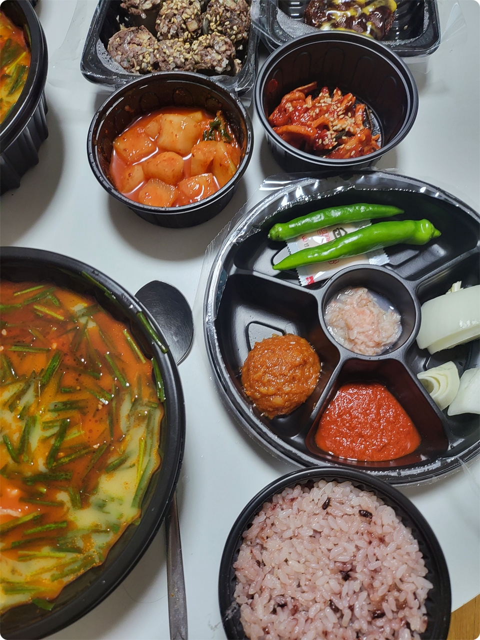 입 맛이 없을 땐~ 뜨끈한 소 내장탕 한 그릇 어떠세요?