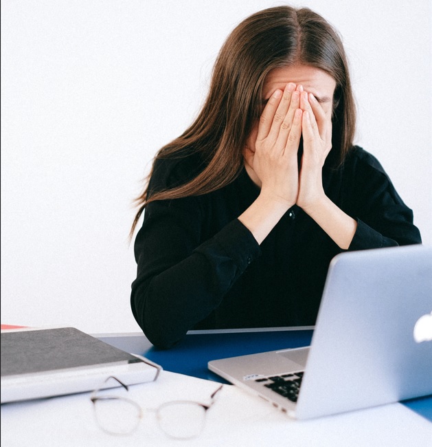 스트레스(stress) 발생 위험한 사람들의 일상에서 공통점 좌식 생활과 흡연을 지속할수록 발생 위험이 크다는 연구 결과