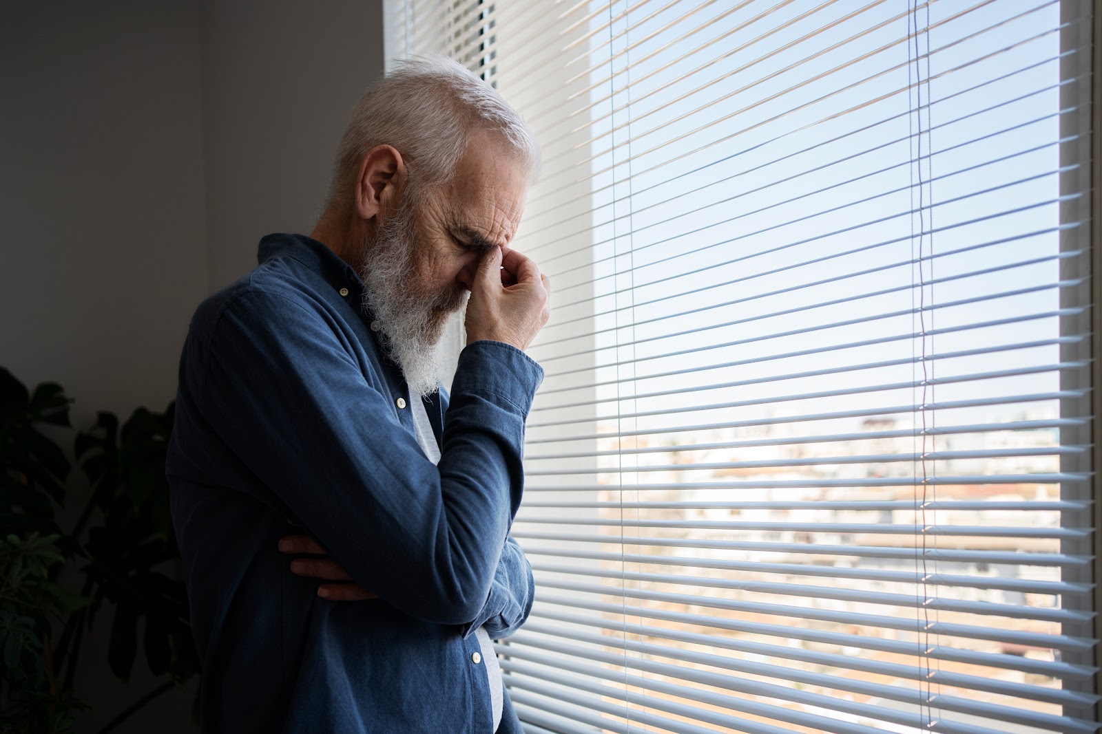 ‘녹내장'(glaucoma) 실명 유발할수 있어 정기적인 안과 검진 및 안압 관리 중요